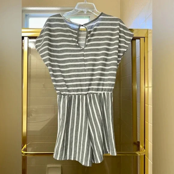 Stylish Striped Knit Romper - Picture 2 of 3